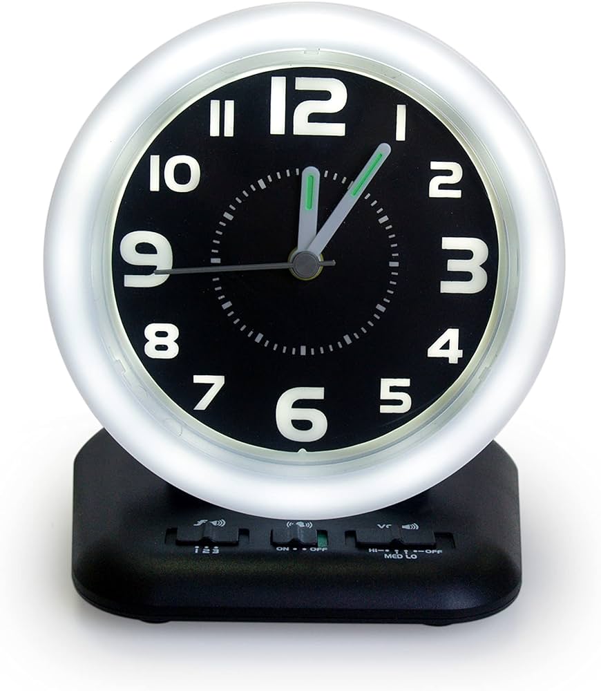 The Wake ‘n’ Shake Vintage analogue alarm clock has a classic clock face but with modern features such as an extra loud alarm (up to 80dB) flashing light display and vibrating bed shaker.